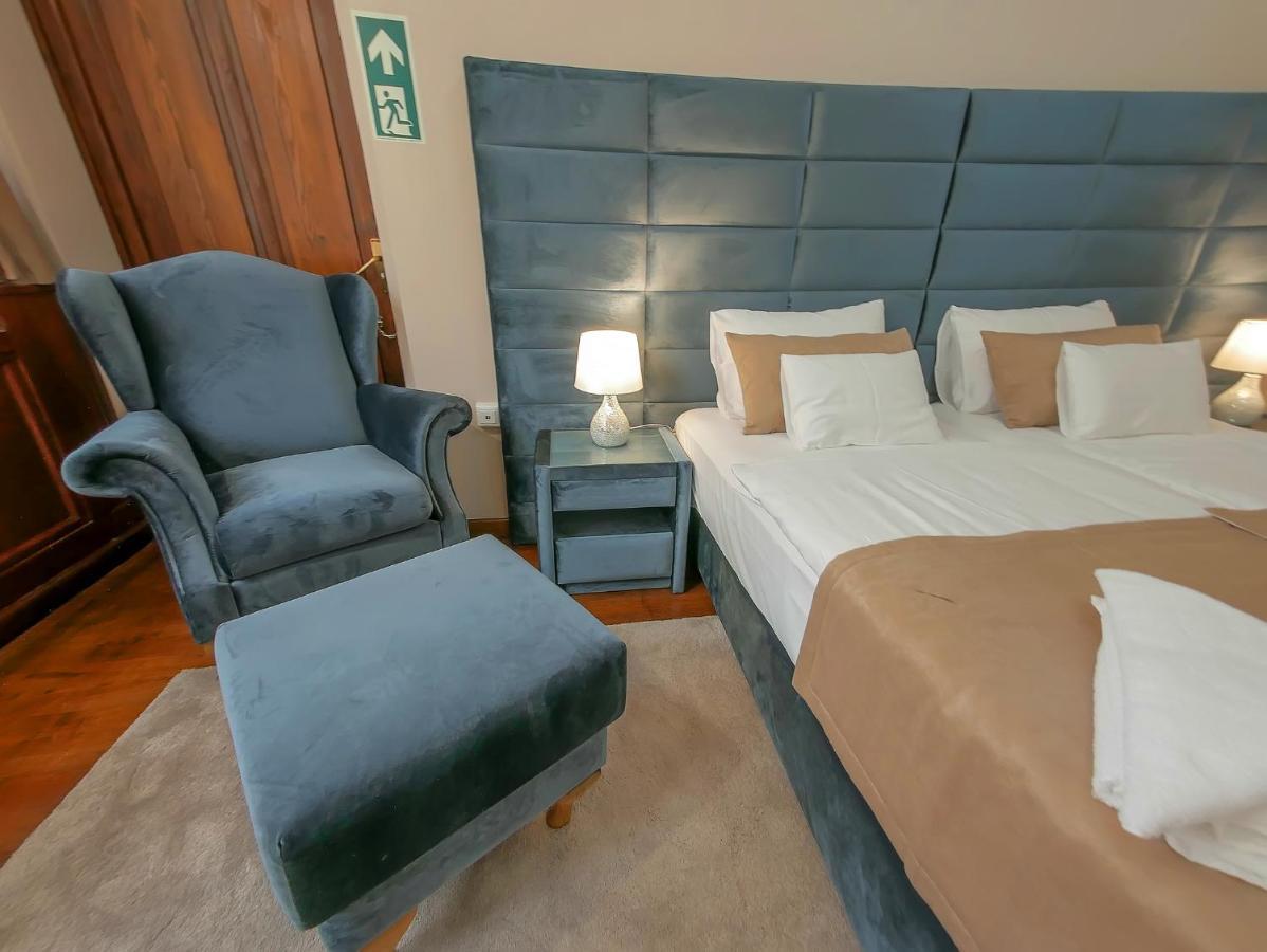 Belga Boutique Panzio Hotell Debrecen Eksteriør bilde